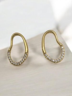 Brinco orgânico cravejado